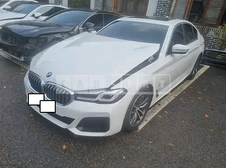 Photo 2 of 46: 2021 BMW 523d xDrive, VIN WBA31ES07MWW96876 — Korean insurance auction