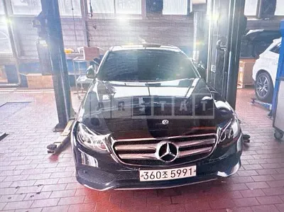 Photo 1 of 8: 2019 Mercedes-Benz E 300 — Korean insurance auction