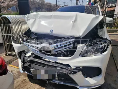 Photo 1 of 14: 2016 Mercedes-Benz GLE350 d 4Matic, VIN WDCDA2EB1GA659272 — Korean insurance auction
