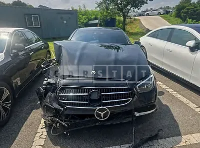 Photo 1 of 26: 2021 Mercedes-Benz E250 — Korean insurance auction