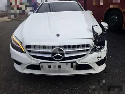 Photo 1 of 9: 2019 Mercedes-Benz C 220 d — Korean insurance auction