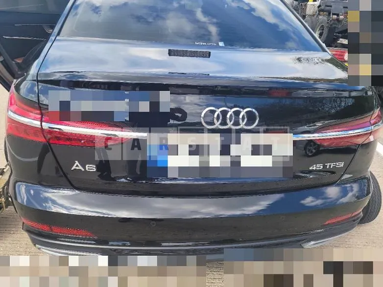 Photo 2 of 21: 2022 Audi A6 45 TFSI — Korean insurance auction