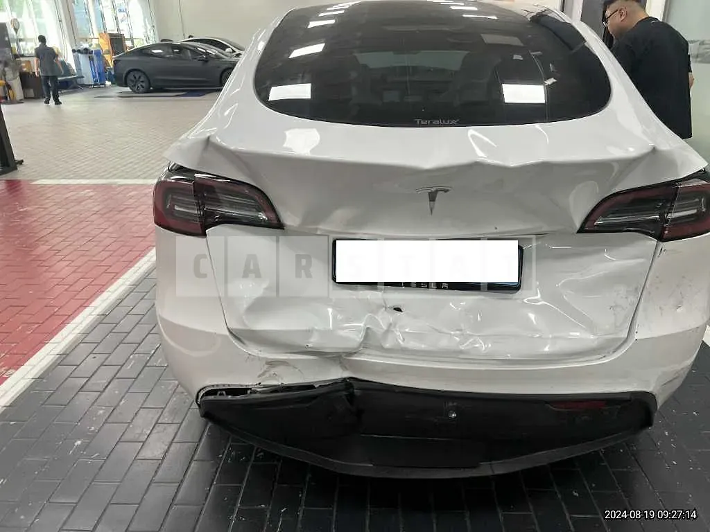 Photo 2 of 16: 2024 Tesla Model Y RWD, VIN LRWYGCFSXRC159187 — Korean insurance auction