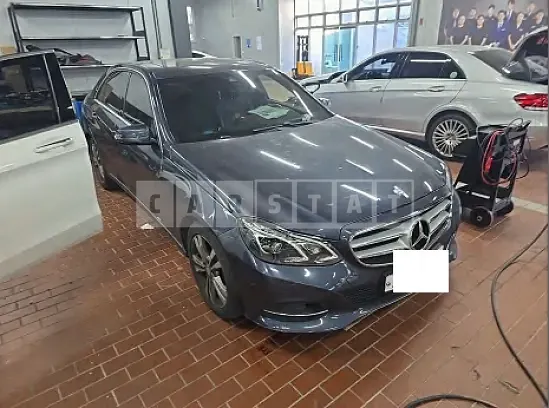 Photo 2 of 16: 2016 Mercedes-Benz E220 CDI — Korean insurance auction