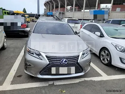 Photo 1 of 20: 2018 Lexus Subxus ES300h — Korean insurance auction