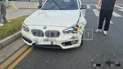 Photo 1 of 9: 2017 BMW 118d — Korean insurance auction