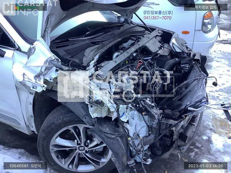 Photo 2 of 10: 2020 Hyundai Santa Fe, VIN KMHS581ABLU303503 — Korean insurance auction