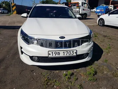 Photo 1 of 15: 2018 Kia K5, VIN KNAGS416BJA190994 — Korean insurance auction