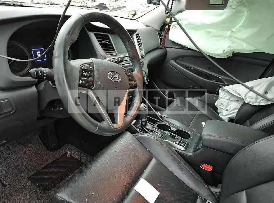 Photo 2 of 15: 2018 Hyundai Tucson TL — Korean insurance auction