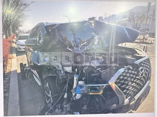 Photo 2 of 15: 2022 Hyundai Palisade, VIN KMHR581ADNU400233 — Korean insurance auction