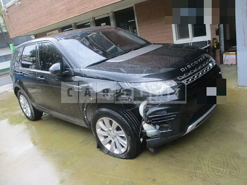 Photo 2 of 35: 2015 Land Rover Discovery Sports 2.2d, VIN SALCA2BE4FH535785 — Korean insurance auction