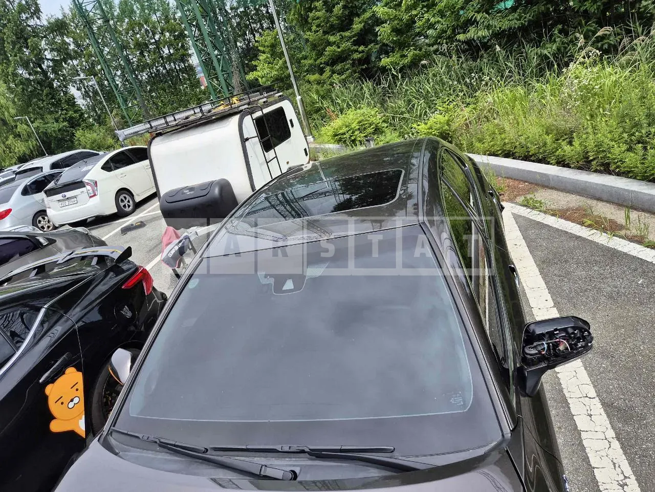 Photo 2 of 39: 2018 Toyota Camry Hybrid, VIN JTNB21HK9J3006387 — Korean insurance auction