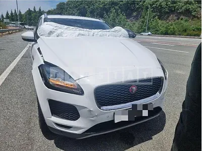 Photo 1 of 11: 2019 Jaguar E-Pace D180 — Korean insurance auction