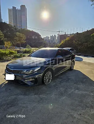 Photo 2 of 10: 2019 Kia K5 — Korean insurance auction