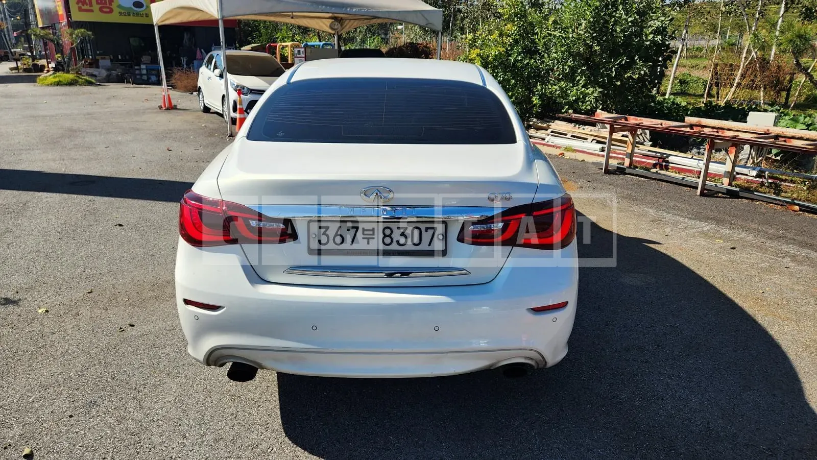 Photo 2 of 13: 2015 Infiniti Q70 3.0d, VIN JNKDY11E7FM580020 — Korean insurance auction