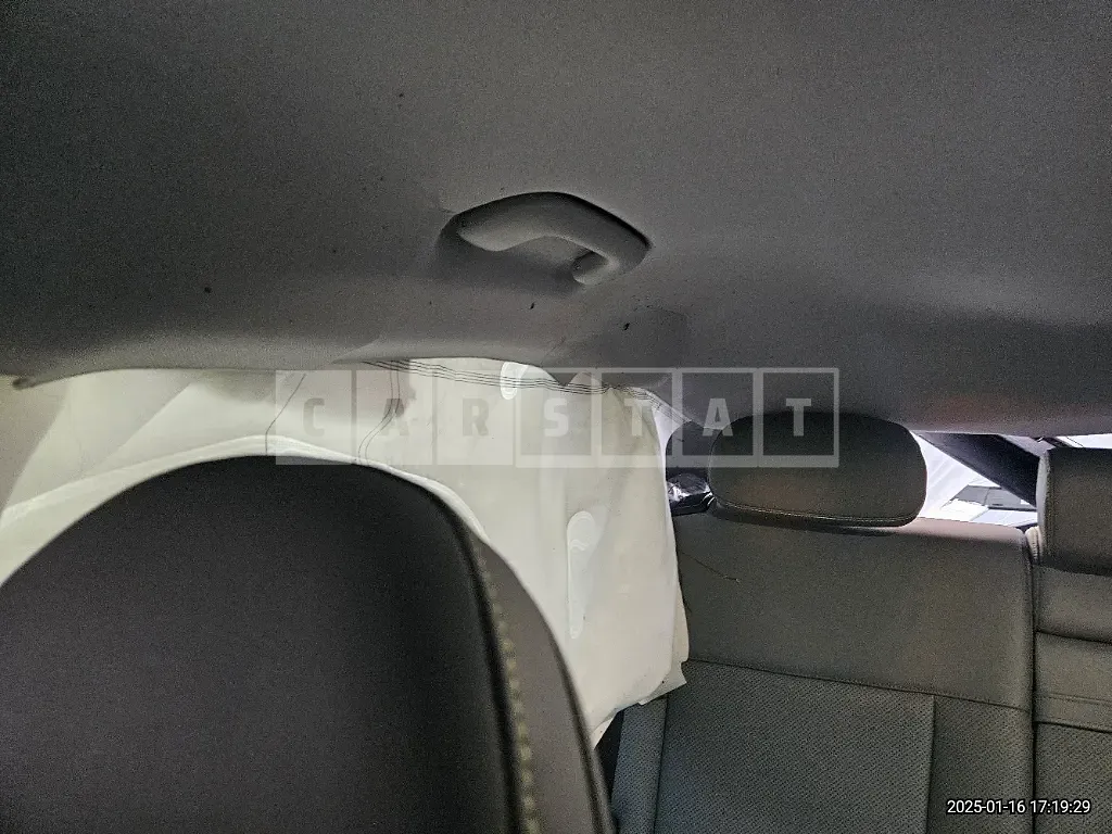 Photo 2 of 42: 2025 Hyundai Kona — Korean insurance auction