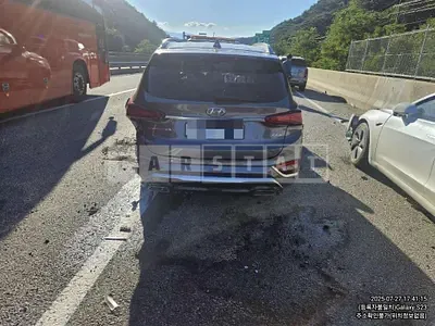 Photo 1 of 4: 2019 Hyundai Santa Fe TM — Korean insurance auction