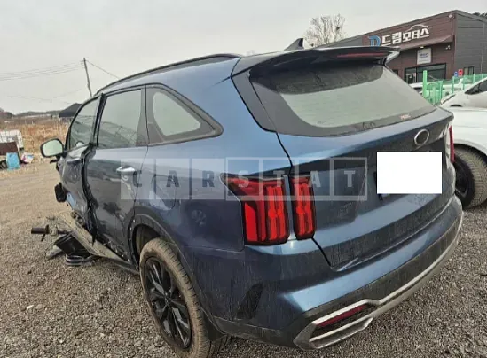 Photo 2 of 35: 2021 Kia Sorento — Korean insurance auction