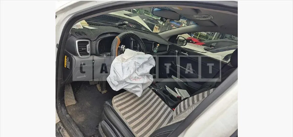 Photo 2 of 9: 2016 Kia Sportage — Korean insurance auction