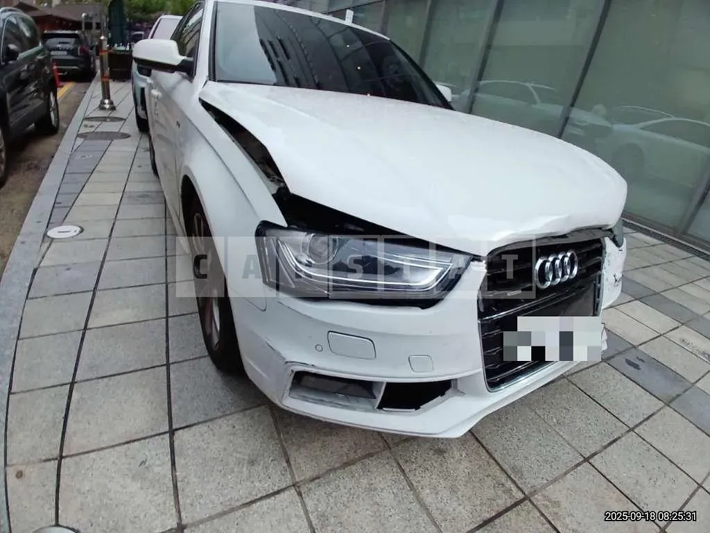 Photo 2 of 3: 2015 Audi A4 35 TDI quattro — Korean insurance auction