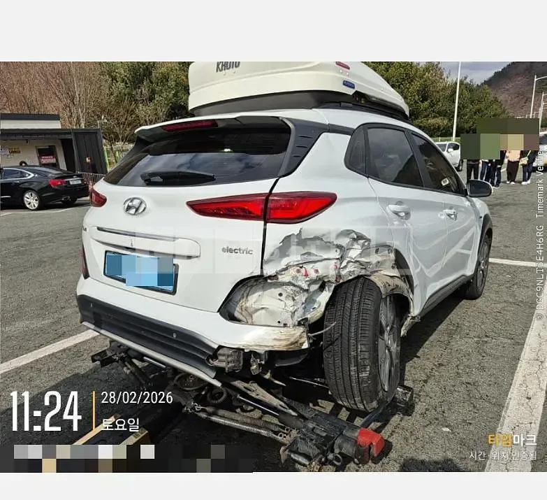 Photo 2 of 5: 2019 Hyundai Kona Electric Car — Korean insurance auction
