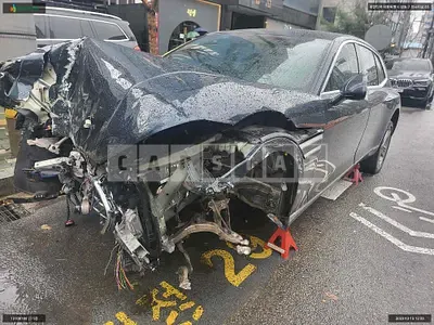 Photo 1 of 10: 2022 Genesis G90, VIN KMTFA41DDPU022368 — Korean insurance auction