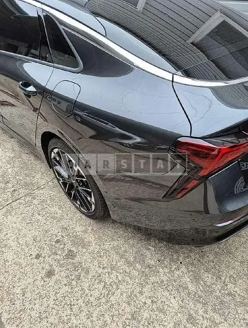 Photo 2 of 22: 2024 Kia K5 — Korean insurance auction