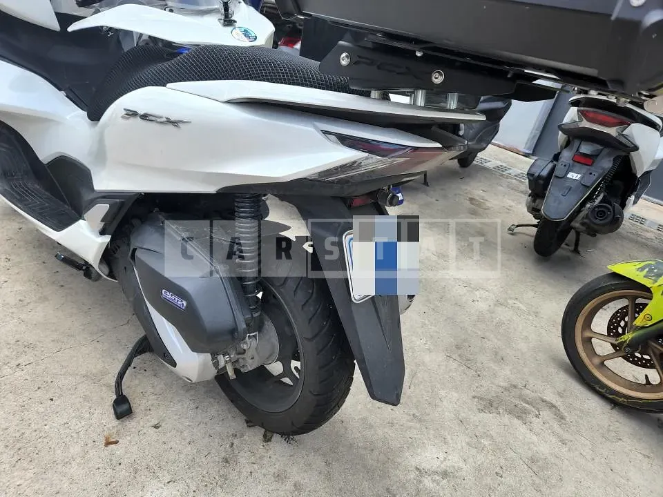 Photo 3 of 3: 2022 Honda (Two-Wheel) PCX125 ABS — Korean insurance auction
