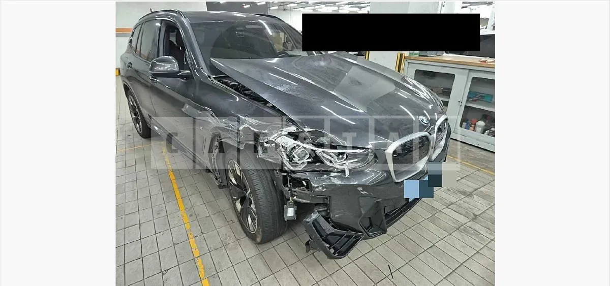 Photo 2 of 11: 2022 BMW iX3 M Sport — Korean insurance auction