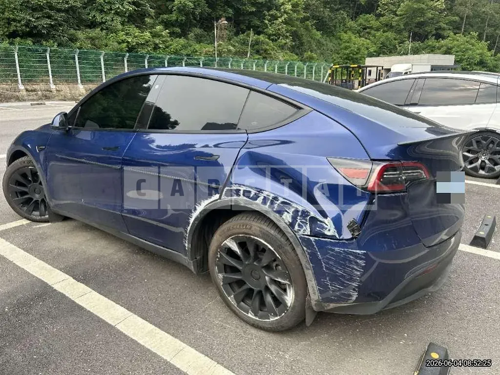 Photo 2 of 13: 2023 Tesla Model Y RWD — Korean insurance auction
