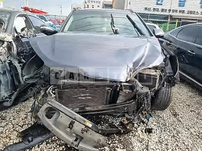 Photo 1 of 28: 2016 Hyundai Santa Fe, VIN KMHSW81XBGU552399 — Korean insurance auction