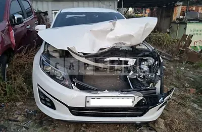 Photo 1 of 9: 2015 Kia K5, VIN KNAGM419BFA604143 — Korean insurance auction