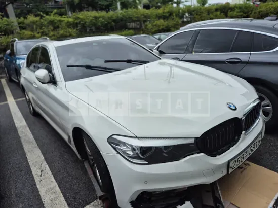 Photo 2 of 27: 2020 BMW 520i Luxury, VIN WBAJK9104LCD23889 — Korean insurance auction