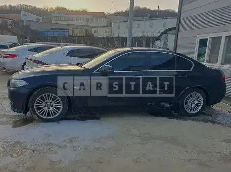 Photo 2 of 8: 2015 BMW 520d, VIN WBA5E7106FD675896 — Korean insurance auction
