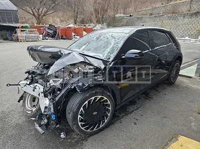 Photo 1 of 8: 2023 Hyundai IONIQ 5 — Korean insurance auction