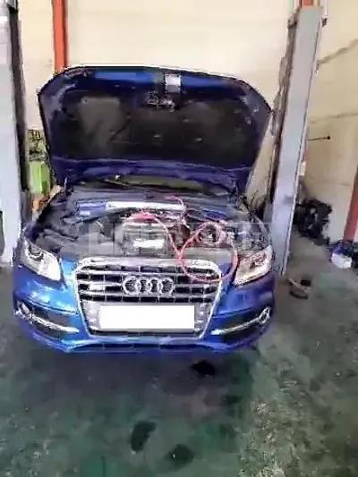Photo 1 of 48: 2015 Audi SQ5 3.0 TDI quattro, VIN WAUZZZ8R5FA071716 — Korean insurance auction