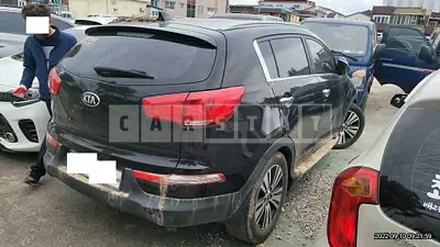 Photo 1 of 8: 2016 Kia Sportage, VIN KNAPE813BGK838262 — Korean insurance auction