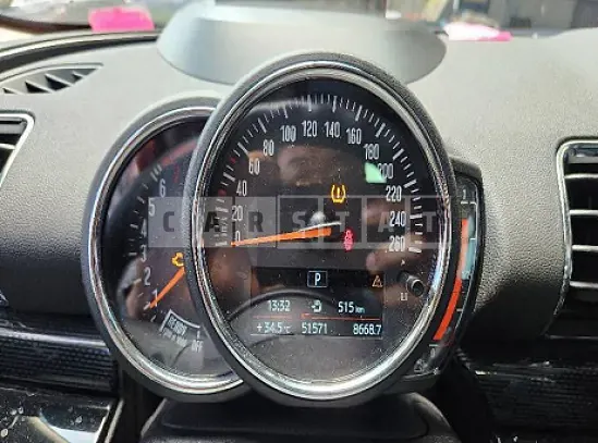 Photo 2 of 27: 2019 MINI Cooper Clubman, VIN WMWLN5104K2L11123 — Korean insurance auction