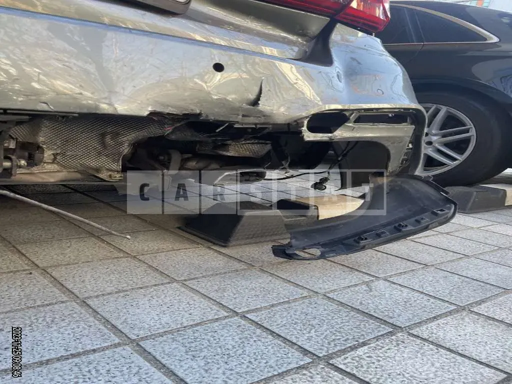 Photo 2 of 37: 2017 BMW 520d, VIN WBAJC3106HG991250 — Korean insurance auction