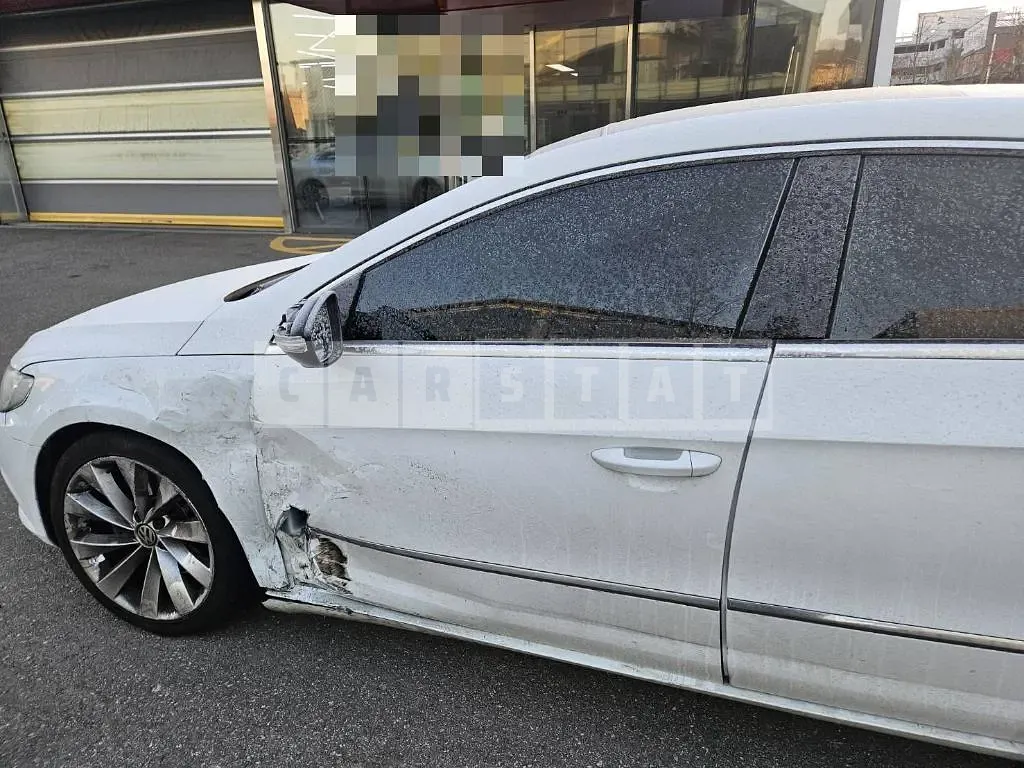 Photo 2 of 7: 2015 Volkswagen CC 2.0 TDI Blue Motion — Korean insurance auction