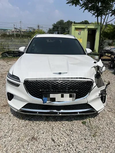 Photo 1 of 13: 2021 Genesis GV70 AWD — Korean insurance auction
