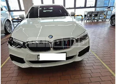 Photo 1 of 27: 2020 BMW 530e iPerformance M Sport Package — Korean insurance auction