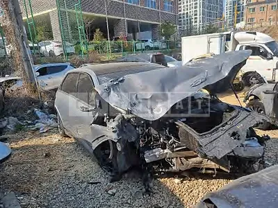 Photo 1 of 7: 2022 Hyundai Modern Ionic 5, VIN KMHKR81AFNU038585 — Korean insurance auction