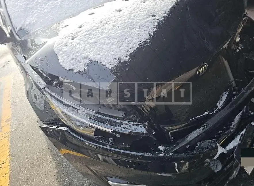 Photo 2 of 8: 2015 Kia K5 — Korean insurance auction