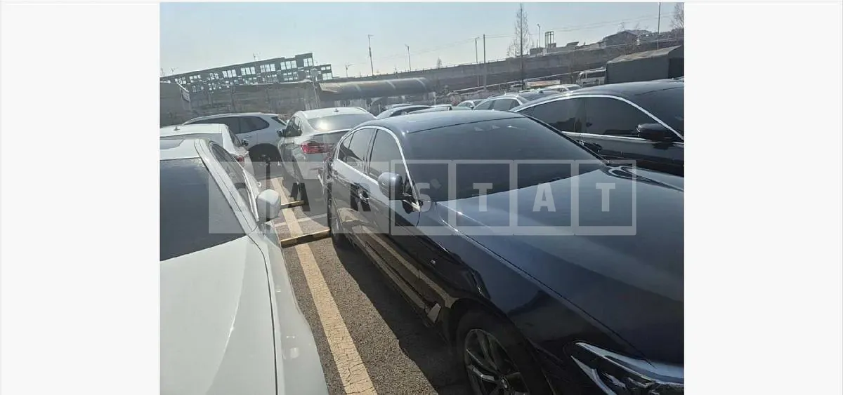 Photo 2 of 15: 2017 BMW 520d xDrive — Korean insurance auction