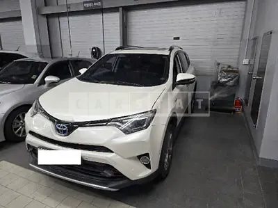 Photo 1 of 13: 2017 Toyota RAV4 Hybrid — Korean insurance auction