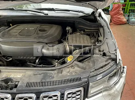 Photo 2 of 29: 2018 Jeep Straw Grand Cherokee, VIN 1C4RJFCG4JC117970 — Korean insurance auction