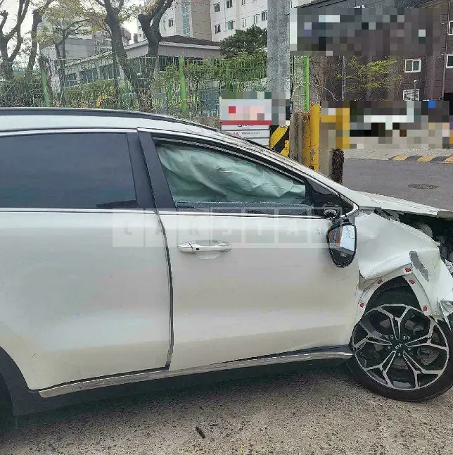 Photo 2 of 14: 2020 Kia Sportage, VIN KNAPR813BLK786151 — Korean insurance auction