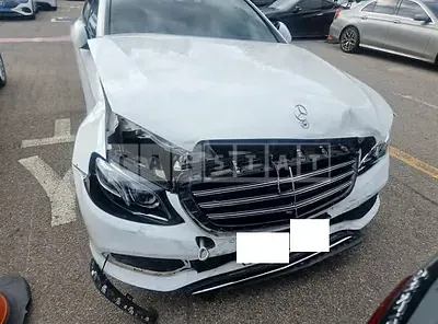 Photo 1 of 7: 2019 Mercedes-Benz E 300 4Matic — Korean insurance auction