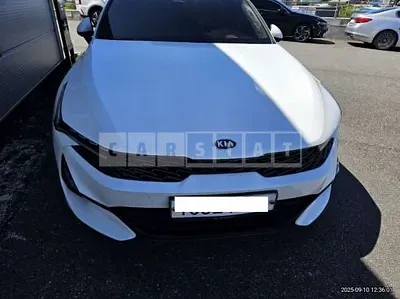 Photo 1 of 18: 2020 Kia K5 — Korean insurance auction